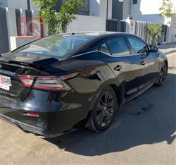 نيسان ماكسيما